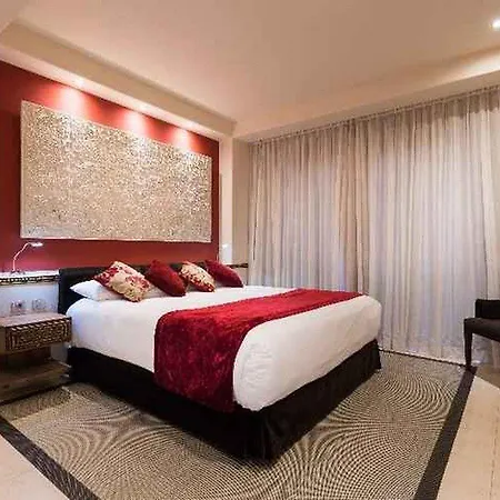 فندق Gran Alondra